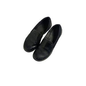 TREDSAFE Slip On Women's Oil & Slip Resistant Black Shoes Size 8.5 Pattern Print